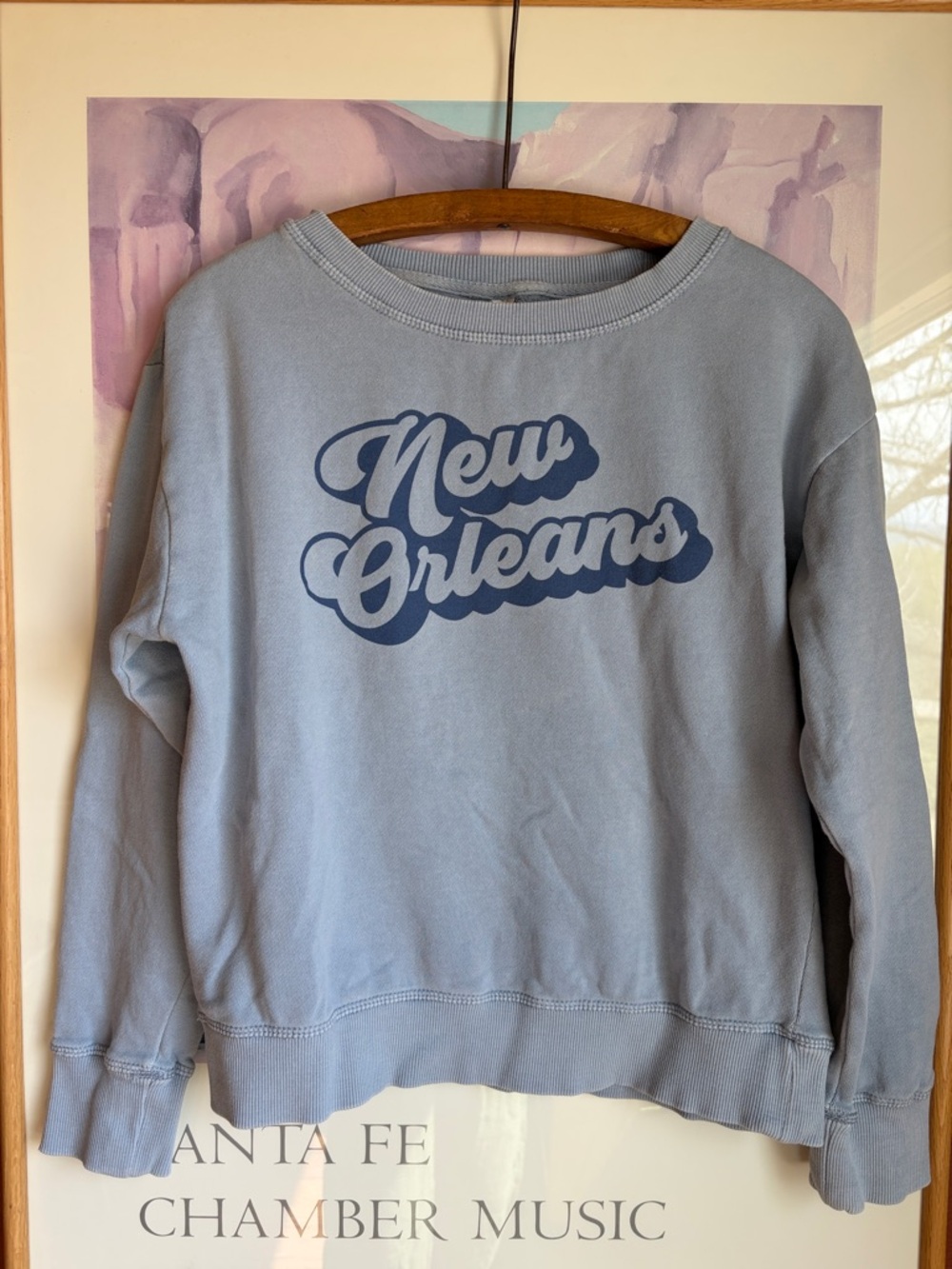 New Orleans Relaxed Fit Comfy Retro-style sweatshirt, light blue size S